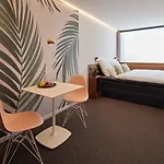 Tin Hotel 3*