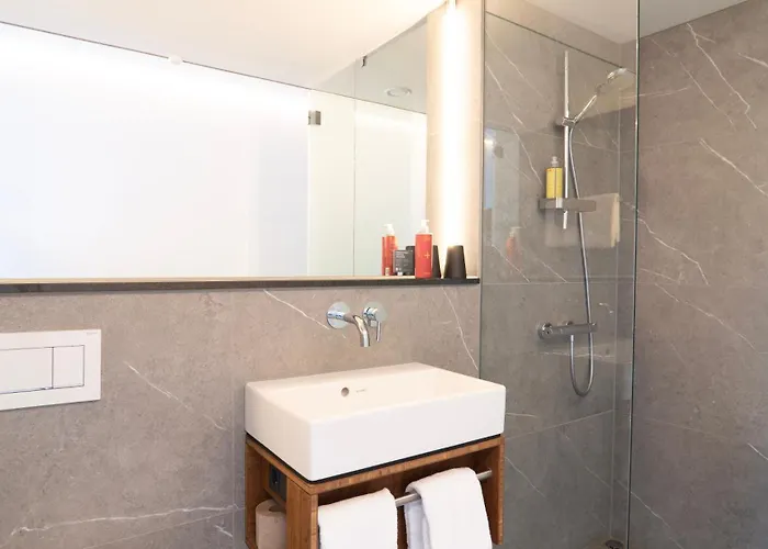 Tin Hotel Hückelhoven