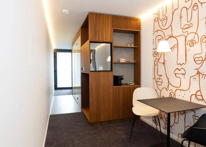 酒店 Tin 许克尔霍文