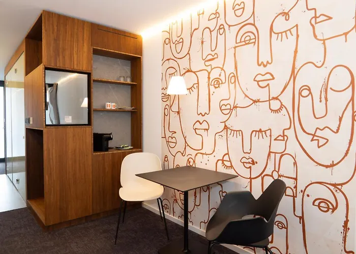 Tin 酒店 许克尔霍文