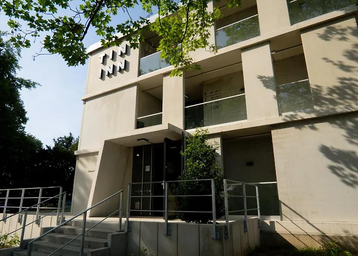 Tin 3* 许克尔霍文