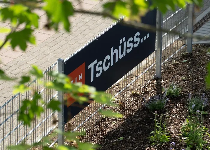 Tin 3* 许克尔霍文